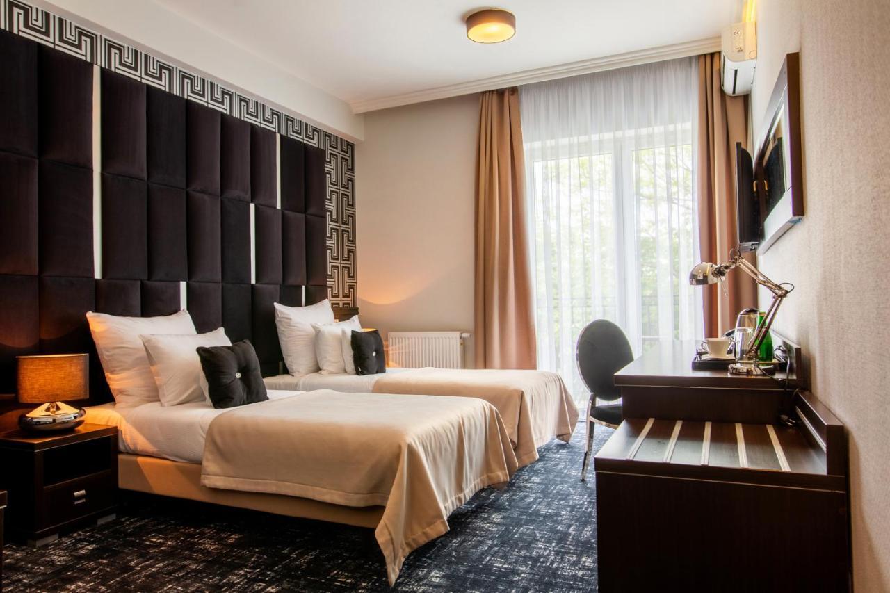 Hotel Luxor Люблин Экстерьер фото